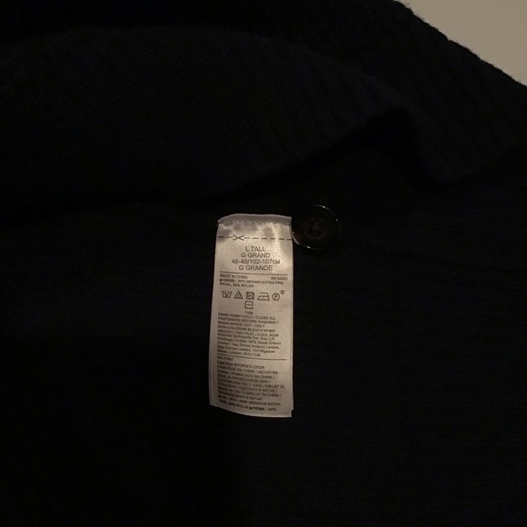 Banana Republic Men's Knit Sweater - Picture 4 of 5